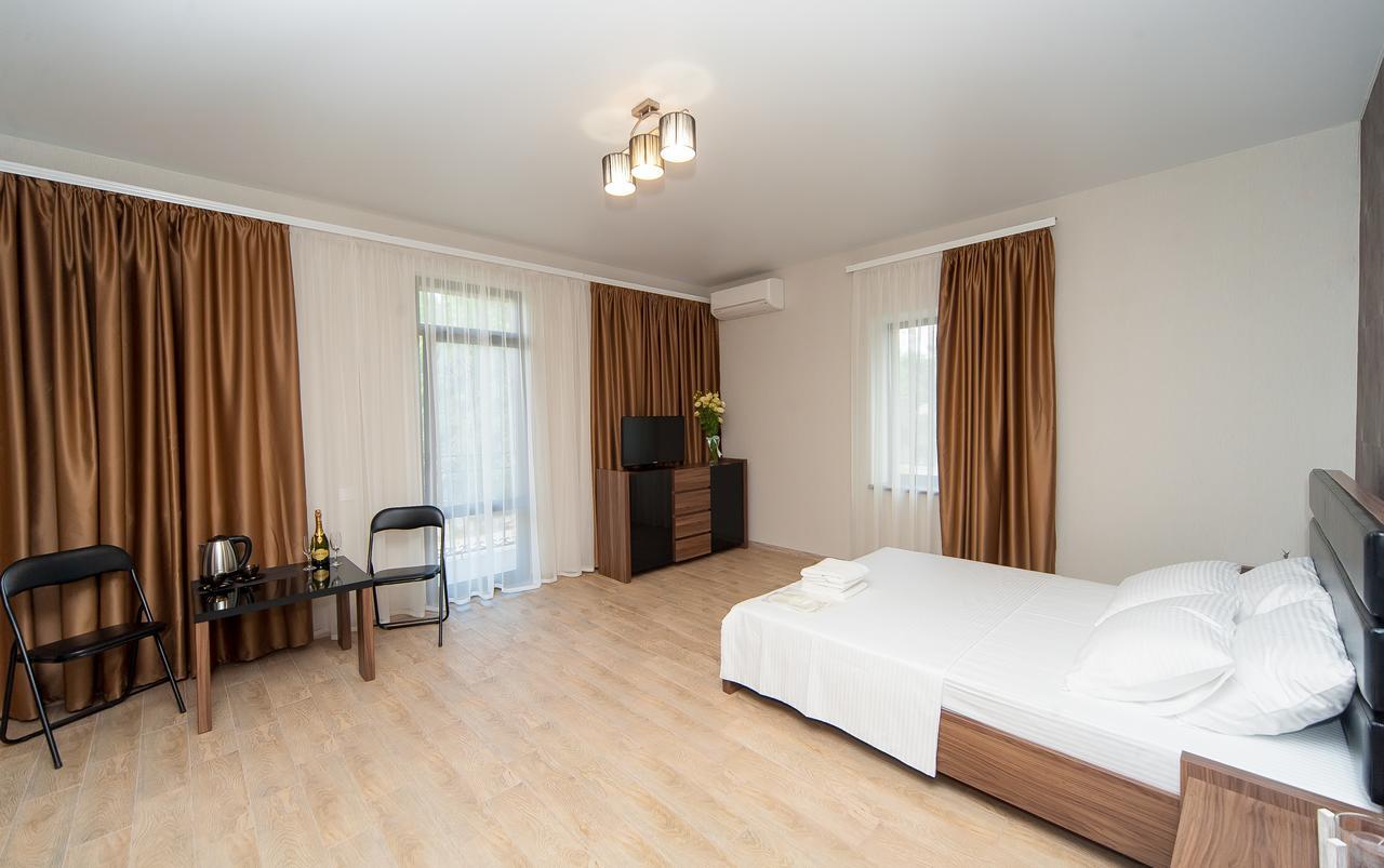 Hotel Fusion Odessa Exteriör bild