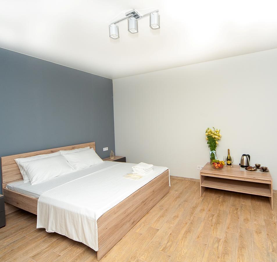 Hotel Fusion Odessa Exteriör bild