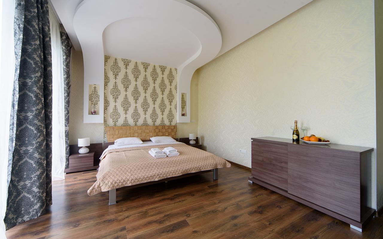 Hotel Fusion Odessa Exteriör bild