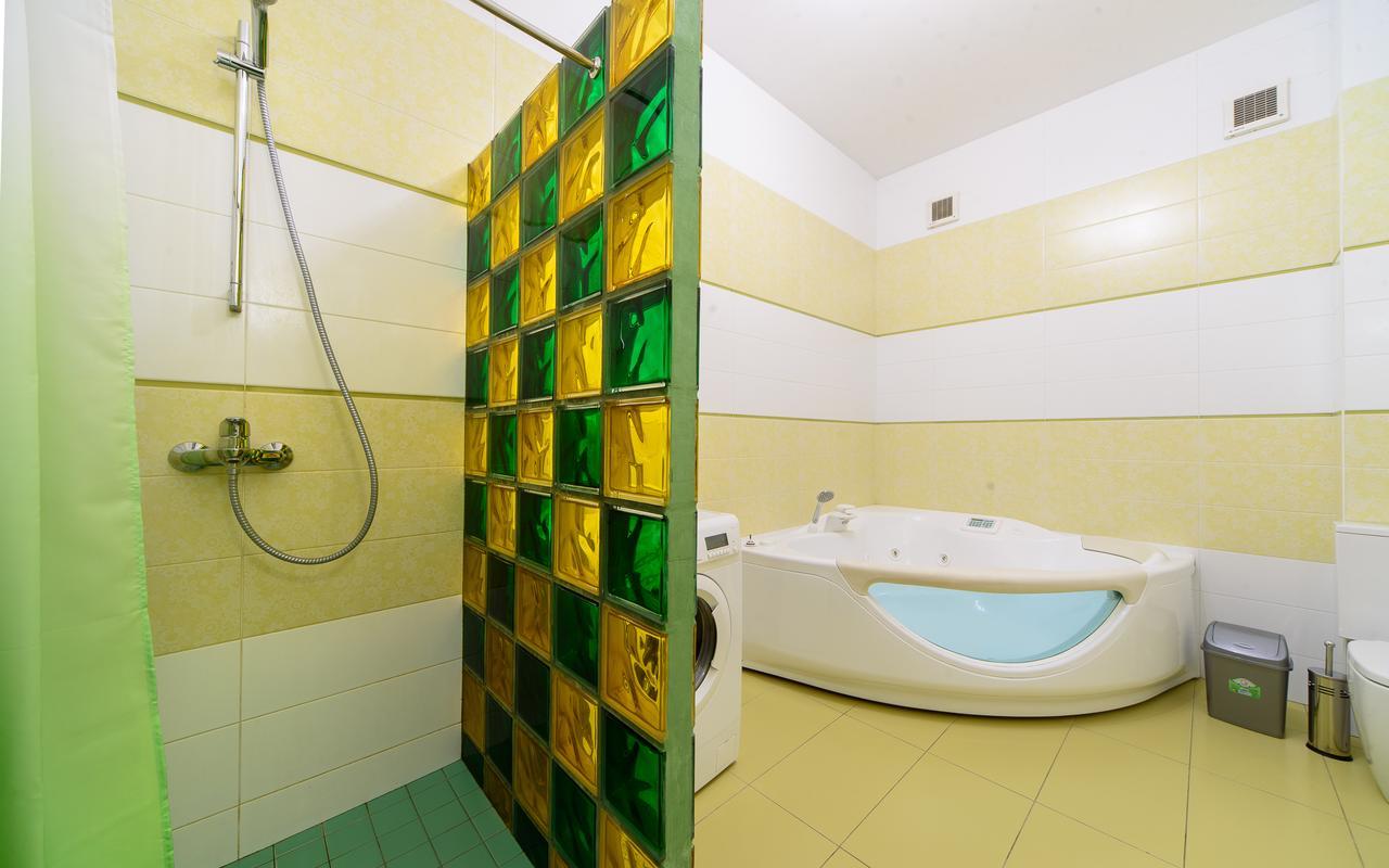 Hotel Fusion Odessa Exteriör bild