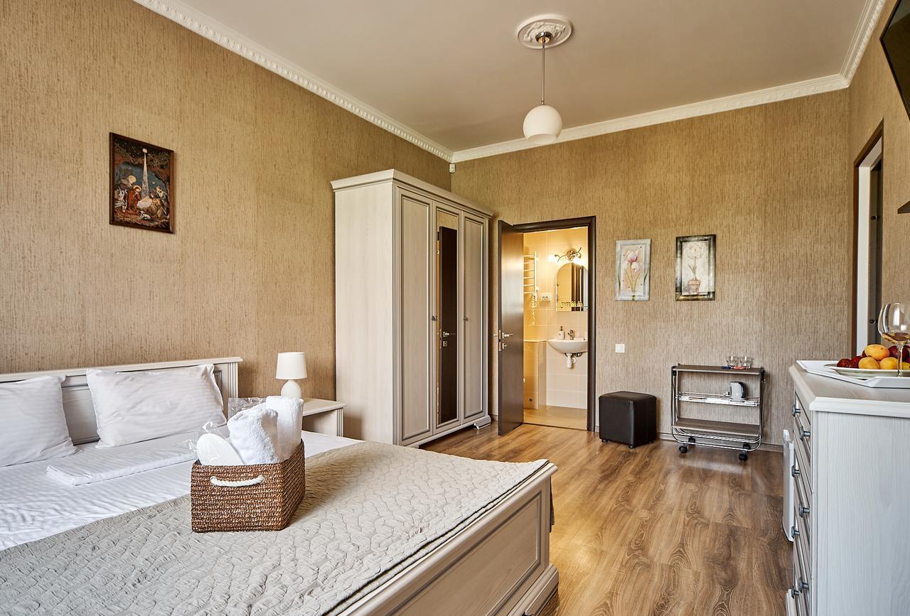 Hotel Fusion Odessa Exteriör bild